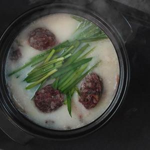 머릿고기60g + 순대150g + 육수400g 제대로 순대국 2팩