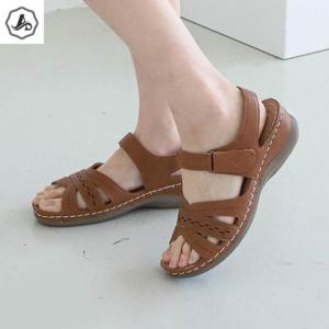 [애슬릿] 펀칭 브이컷 스트랩 웨지 키높이 여성 샌들