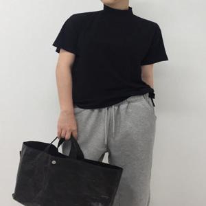[옷자락] 여자 여름 반목 폴라 베이직 무지 반팔티셔츠