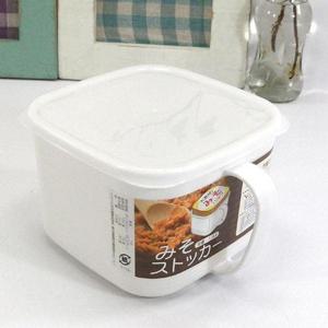 일본 나카야 손잡이 밀폐용기/저장용기 (1400ml) WFJB6DK