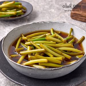 이배모매 한식명장 반찬 햇 마늘쫑 장아찌 500g