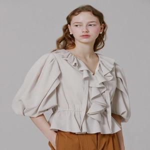 [오더먼트 바이 보카바카]Manon ruffle Volume Sleeve Blouse_Beige