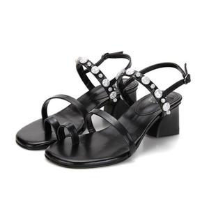 [바바라][본사운영] 바바라 양가죽 보석포인트 여성 쪼리샌들5cm_BBF401BK
