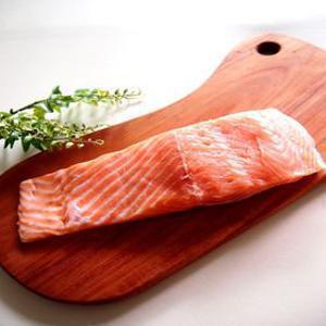[APP전용]노르웨이 딥스킨 생연어 300g 500g 1kg 통살 혈압육제거 연어필렛 연어초밥 연어회  [원산지:노르웨이]