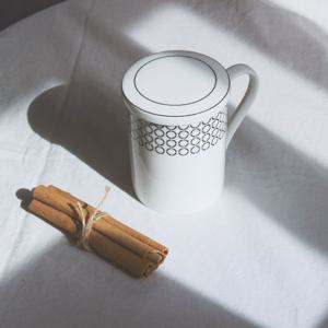 본차이나 블랙문 뚜껑 머그컵 1인 세트