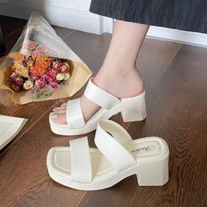 여자 통굽샌들 여름슬리퍼 5cm 키높이 샌들
