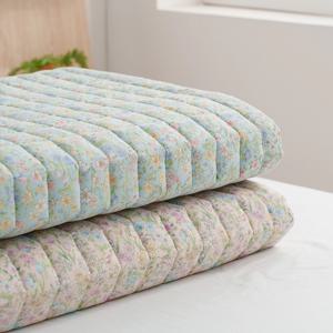 세레나 사계절 알러지케어 마이크로 플라워 침대패드 거실카페트 SS Q 2colors