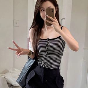 캡내장 스트라이프나시티 여성 라운드 이너 크롭 끈나시