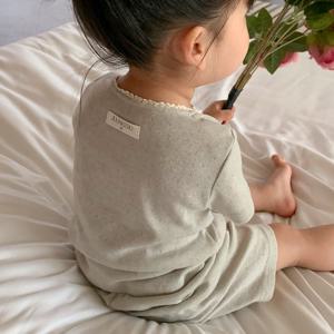Baby.J 아일릿 펀칭 자수 아기 반팔 파자마 잠옷 세트 2color, 2size