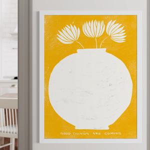 좋은 일이 생길꺼야 풍수 인테리어 달빛꽃과 달항아리 그림 액자 YELLOW