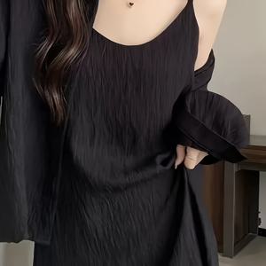 TEMU 세련되고 다재다능한 블랙 미드 레인지 원피스. 봄, 여름, 가을, 겨울에 모두 입기 좋고, 흠집을 가려주고, 단색과 유연한 디자인으로 추운 계절에 이상적입니다.