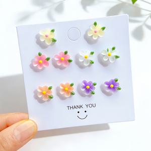 TEMU 10개입 / 5개 여성 귀걸이, 다양한 스타일, 5가지 색상, 새로운 프로스트 레진 공정 사용, 중앙에 노란색 꽃잎 점, 모서리에 녹색 가지와 잎, 꽃의 부드러운 질감 복원