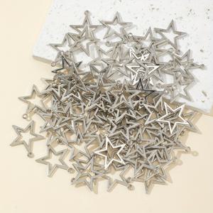 TEMU 20개 디자인 간단하고 신선한 은빛 펜던트 구멍 별 루즈 비즈 중공 다섯 개의 별 - 창의적인 DIY 주얼리 만들기, 수제 공예 및 팔찌 디자인에 적합 - 수제 액세서리와 패션 프로젝트에 매우 적합한 비즈 및 비즈 어소르트먼트