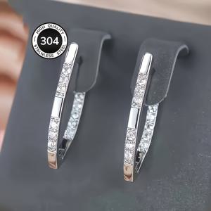 TEMU 정교하고 고급스러운 304 스테인리스 스틸 V자형 3A 지르코니아 펜던트 귀걸이, 저자극성, 스타일리시한 스타일, 발렌타인데이 선물, 의류, 신발, 부츠, 액세서리용 고품질 데일리, 휴가, 파티 주얼리... 여성 패션 드롭 귀걸이
