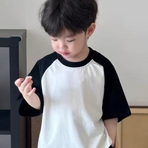 TEMU 남아용 트렌디한 여름 아동복, 중형 및 대형 사이즈 선택 가능, 패셔너블한 흑백 래글런 레귤러 반팔 티셔츠, 편안하고 활용도 높은