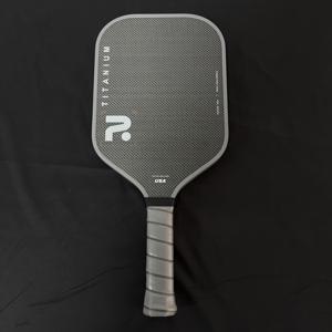 TEMU 1개, 티타늄, 픽클볼 패들, 원단 탄소 섬유 및 티타늄 직조 표면으로 스핀 및 제어력 향상, 16mm 폴리프로필렌 코어 - 천질감, 오프نس, 디펜스