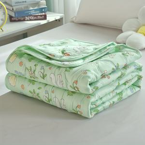 TEMU 1pc 라이트 그린 꽃무늬 여름 이불 - 부드럽고 가벼운 퀼팅 침구, 귀여운 잎무늬, 기계 세탁 및 침실, 거실, 캠핑, 사무실에 쉽게 보관할 수 있습니다. | 올 시즌 코지 홈 데코, 침실 데코, 나라인 러스트릭 스타일, 내구성