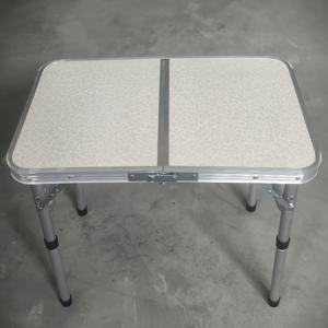 TEMU 초경량 알루미늄 합금 야외 접이식 테이블, 휴대용 피크닉 및 캠핑용 BBQ 테이블, 캠핑 및 피크닉과 같은 야외 활동에 적합. 가볍지만 튼튼한 소재로 야외 물품 보관 및 식사 요구 사항을 충족하며 실용성과 휴대성을 겸비