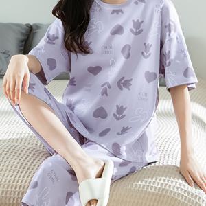 TEMU 여성용 퍼플 하트 모양 플로럴 레터 프린트 파자마, 새로운 봄/여름 스타일, 반팔 상의 + 카프리 팬츠 2피스 라운지웨어 세트, 캐주얼하고 신축성 있는 아웃도어용