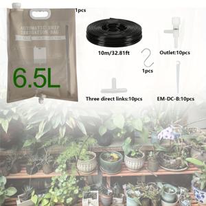 TEMU 6.5L 식물 점적 관수백, 5/10m 수도호스 및 5/10개 자동 관수 드리퍼 액세서리 포함. 원하는 길이로 호스를 잘라내고 드리퍼를 설치하여 식물을 개별적으로 물주기. 가정용 물주기, 정원 관개, 농업용 물주기 등 다양한 시나리오에 적합. 게으른 식물 물주기와 7일간의 외출 여행 중 식물 수분 유지에 이상적
