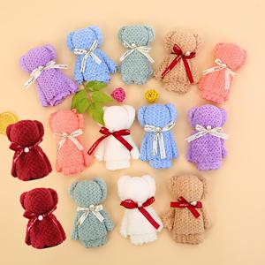 TEMU 곰 모양 진주 수건 10개 + 가방 10개, 총 20개. 욕실, 주방, 화장실용 진주 곰 모양 수건. 흡수성 수건. 크리스마스, 할로윈, 생일, 첫 달, 졸업, 신학기, 결혼식, 약혼식을 위한 작은 선물. 친척, 친구, 연인, 동급생, 선생님을 위한 작은 선물