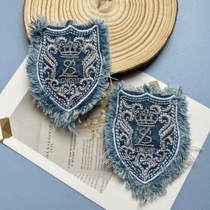 TEMU 데님 배지 자수 패치 2개, 뒷면에 접착제 없음 - 재봉 필요, DIY 아플리케. 의류, 가방, 모자, 홈 데코에 적합. 공예 애호가에게 이상적, 스커트, 웨딩드레스, 모자, 백팩, 데님웨어 장식용. DIY 프로젝트용, 내구성 있고 화려한 색상, 패션 애호가와 공예가에게 완벽