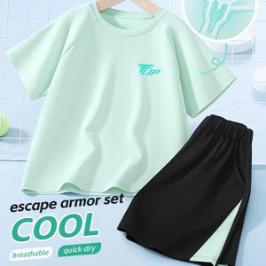 TEMU 남아용 투피스 세트, 여름 반팔 상의와 반바지, 컬러 블록 디자인, 라운드넥 셔츠, 시원하고 빠른 건조, 넉넉하고 통기성 좋음, 약간의 스트레치, 스타일리시하고 트렌디하며 스포티함, 3세 이상에 적합, 야외 활동용