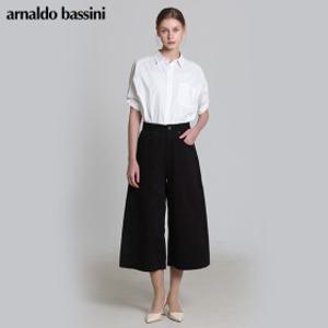 [아날도바시니(ARNALDO BASSINI)] 소프트트윌 옆절개 와이드 8부 데님 (택가격: 158000원)