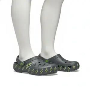 크록스 CROCS KIDS 클래식 볼트 라이트 클로그 토들러 - 카본 213186-0YK 338210