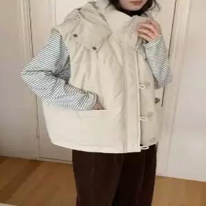 블랙팬서 캐주얼 여친 보온 오리털 후드 조끼 패딩 OPH1