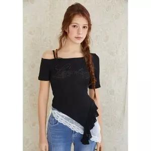 [에고이스트](대전신세계)[BLUE LABEL] 레터링 언밸런스 원숄더 반팔티셔츠 (ES2OTH14)