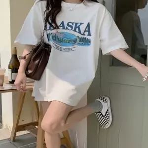 라운드반팔티 영문레터링 모던 여성티셔츠 U넥티셔츠 학생 오버핏 여성반팔
