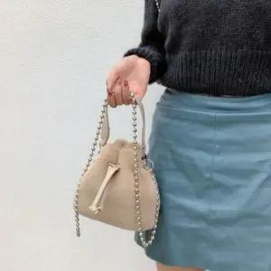 [패션shop] 여성 미니 퍼 복조리백 체인 스트랩 포인트 가방