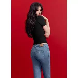 [게스](대전신세계)YQ1D6037 여성 뒷절개포인트 플레어 부츠컷