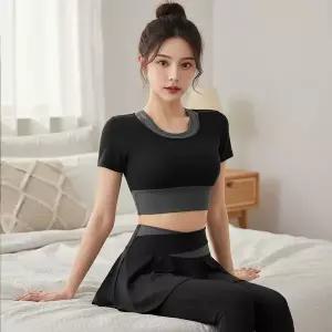[하프클럽/]요가복 치마레깅스 여성트레이닝복세트 트레이닝셋업 상하복