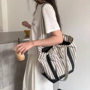 [다잇템]여자 베이직 스트라이프 앞포켓 데일리 숄더 쇼퍼백