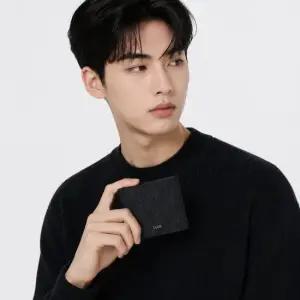 디올옴므 자이언츠데이디올 오블리크 자카드 반지갑 2OBBC027YSE 코인포켓