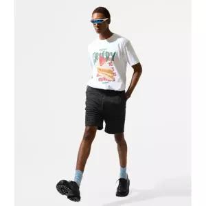 CCCRISPYYY Strawberry Cake Tee 2306468