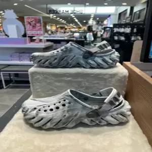 [슈마커] CROCS 크록스 에코 클로그 성인 샌들 문라이트 208454-1NL