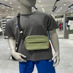 미즈노 크로스백 옆으로 메는 가방 에센셜 크로스 BAG 33YY2503 596264