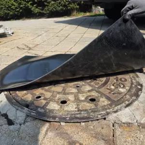 맨홀 뚜껑 덮개 배수구 냄새차단 주유소용 흑고무판 3.2T 120x120cm 홀덮개 고무판