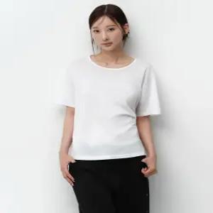 무신사 스탠다드 우먼 우먼즈 릴렉스드 라이트웨이트 CR 스쿱 넥 티셔츠 화이트 629902