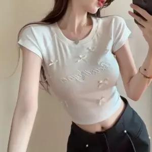 여성 여름 큐티 레터링 자수 리본 크롭 반팔티셔츠