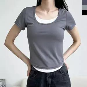 여성 페이크 레이어드 반팔티 1P 스쿱넥 티셔츠 여름
