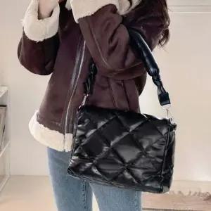 데일리 여성백 다이아 퀼팅 토트백 크로스백 토트백