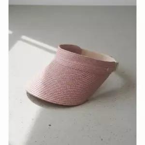 헬렌카민스키 MUST IT_ 26SS 커스틴 Kirsten 바이저 썬캡 페탈 HAT52474