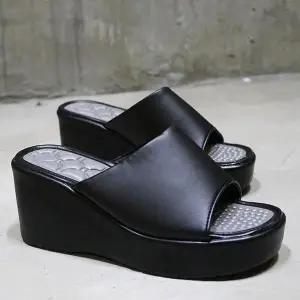 [하프클럽/셀러허브_아웃도어]여성 슬리퍼 사무실 민자 상굽(7CM)