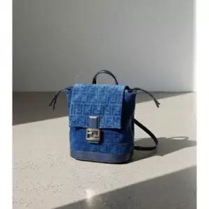 펜디 MUST IT_ 26SS FF Denim Backpack 8BZ057 AWDV F1UJW) FF 데님 백팩)