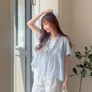 [빅사이즈]이블렛 엔유어 리오셀 프릴 리본 블라우스 제이스타일