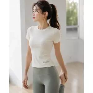 [르꼬끄](강남점)[정상가 89,000원][60% OFF] 여성 캡내장 슬림핏 반팔티셔츠 BUT / QQ222ERS42